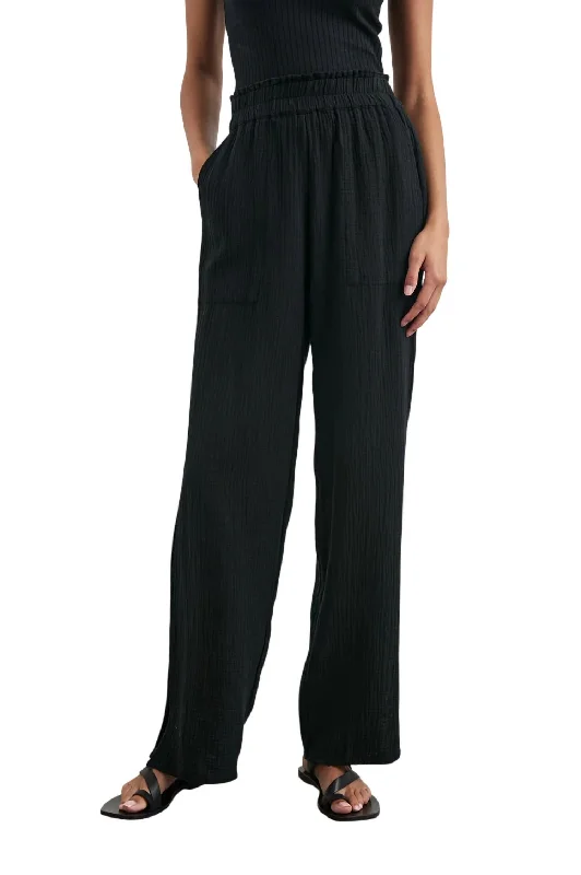 Leon Pant In Black