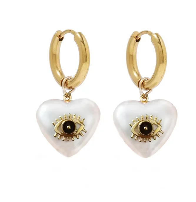 Nacar heart earring